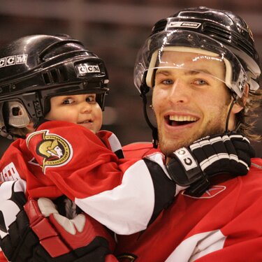 carrie underwood and mike fisher. This is Fisher